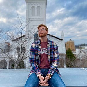 Meet your Posher, Alex